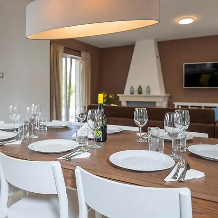 Hvaretta Villas Stari Grad  Buitenkant foto