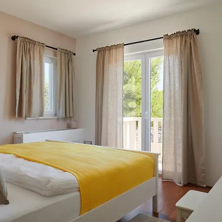 Hvaretta Villas Stari Grad  Buitenkant foto