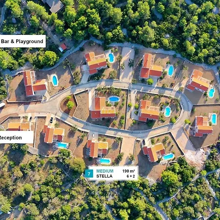 Hvaretta Villas Stari Grad  Buitenkant foto