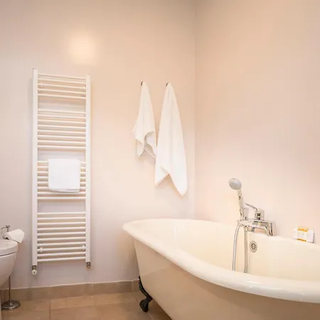Hvaretta Villas Stari Grad  Buitenkant foto