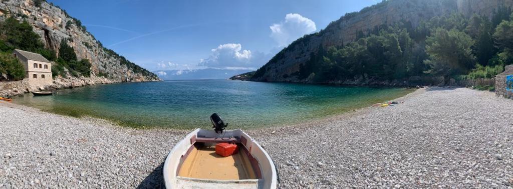 Hvaretta Villa